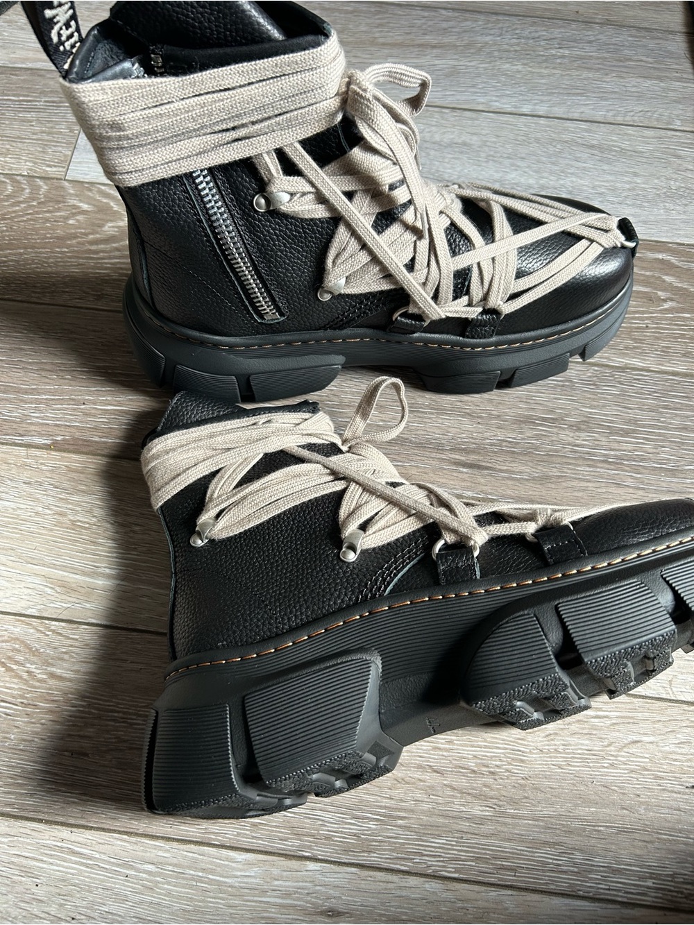 Men’s Rick Owens X Doc Martens 1460 DMXL Quad Sole Mega Lace Boots - Picture 5 of 5